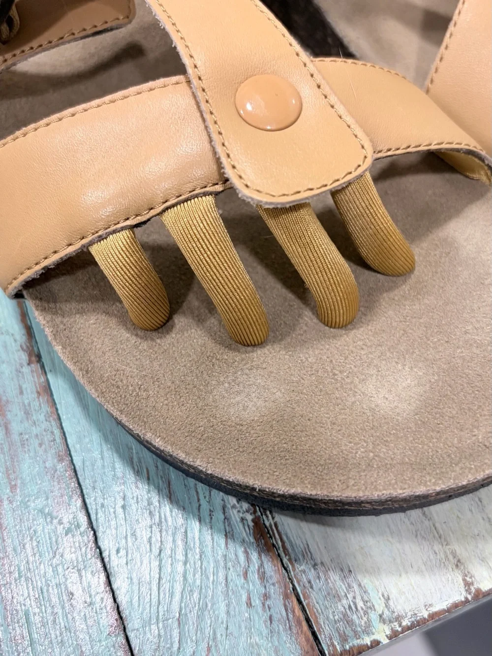 Wellrox Sedona Tan Leather Toe-Loop Orthotic Sandals Yoga Toe Separator Wellness